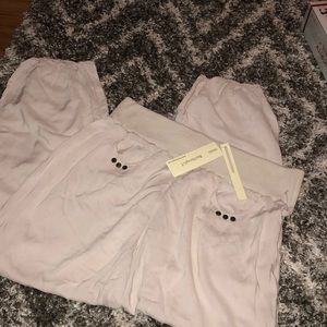 Super cute xl/2x joggers hippy pants